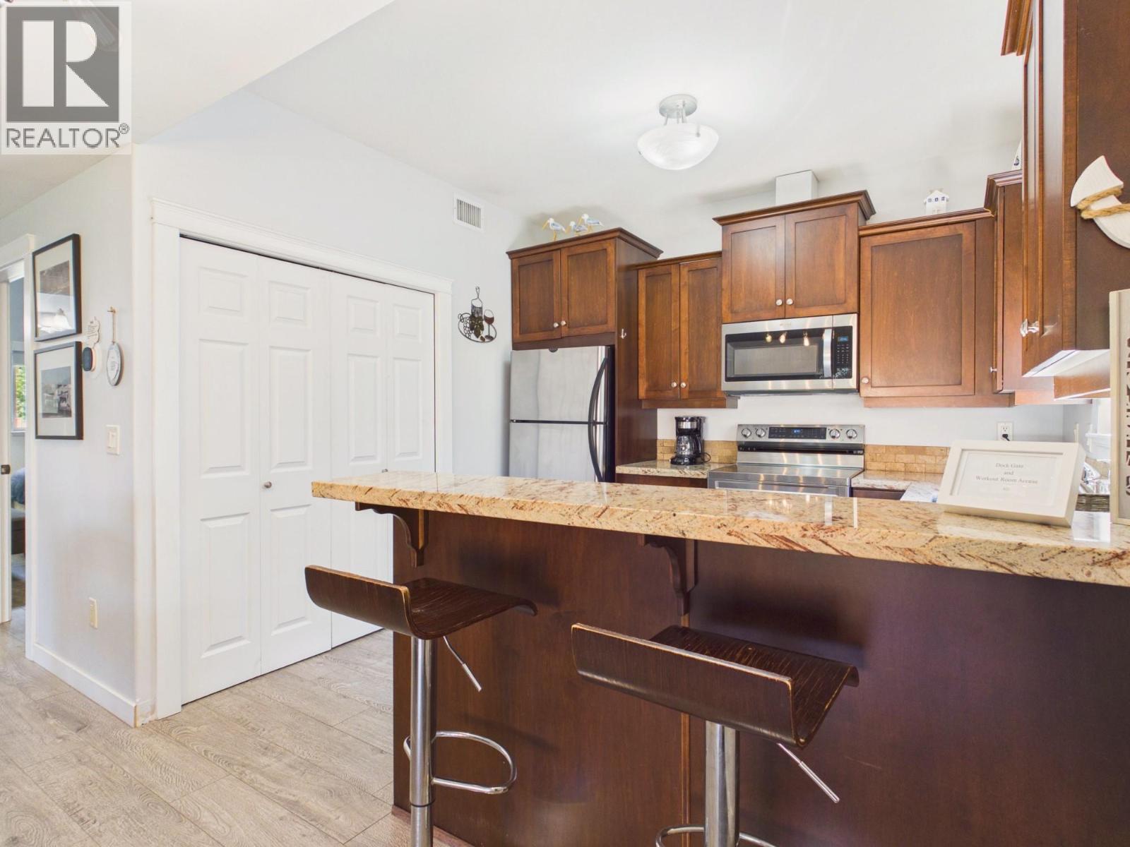 4300 44th Avenue Unit# 6 Property Photo 11
