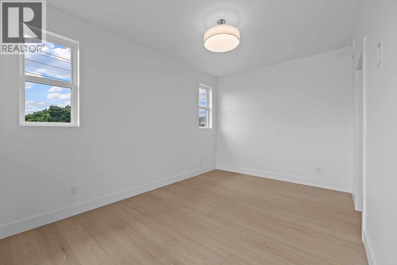 662 Birch Avenue Unit# 4 Property Photo 39