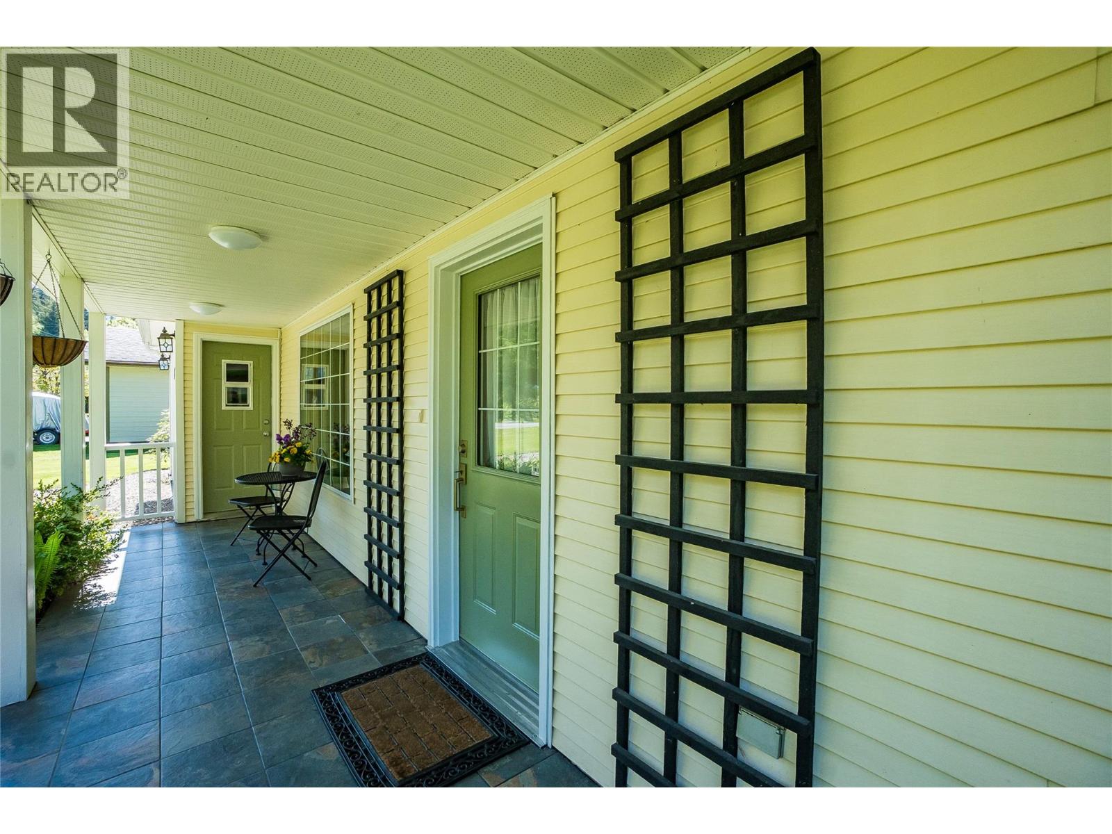 661 C Avenue Property Photo 12