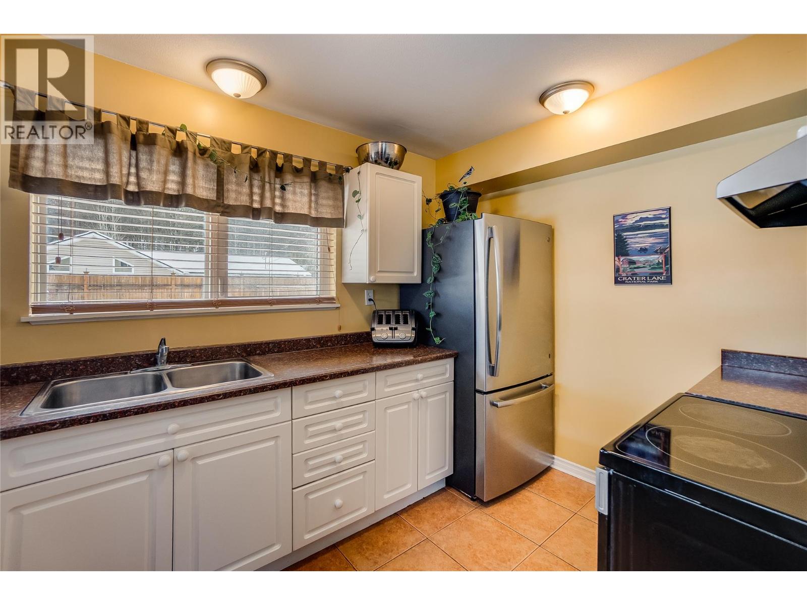661 C Avenue Property Photo 26