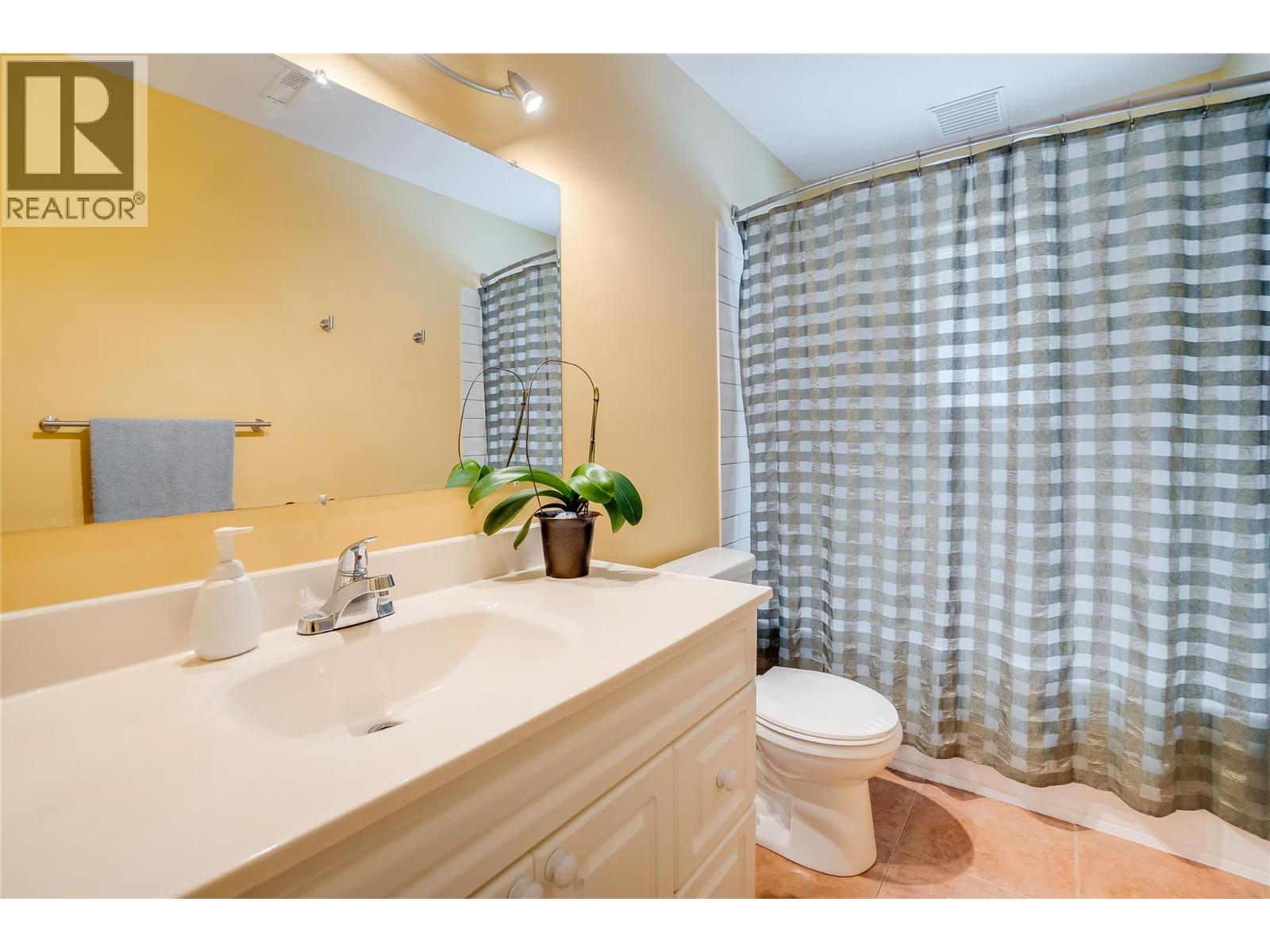 661 C Avenue Property Photo 32