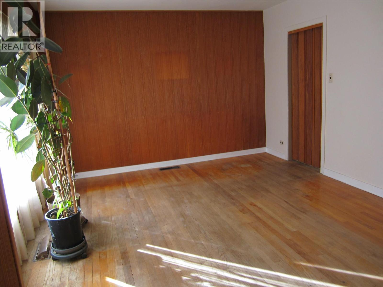 1285 Forestbrook Drive Property Photo 10