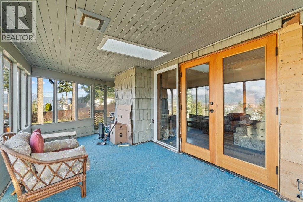 1321 10th Avenue Property Photo 28