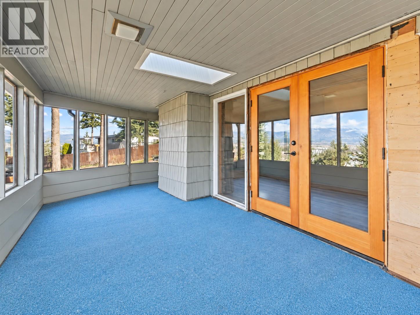 1321 10th Avenue Property Photo 29