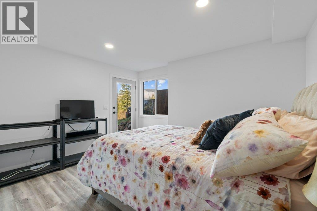 1321 10th Avenue Property Photo 45