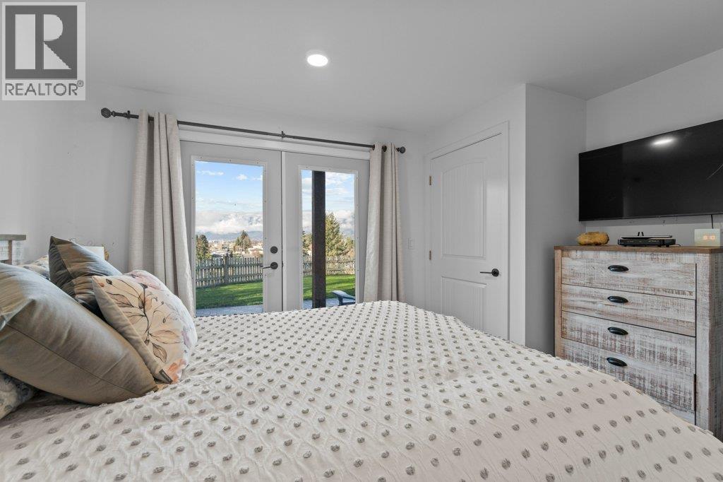 1321 10th Avenue Property Photo 53