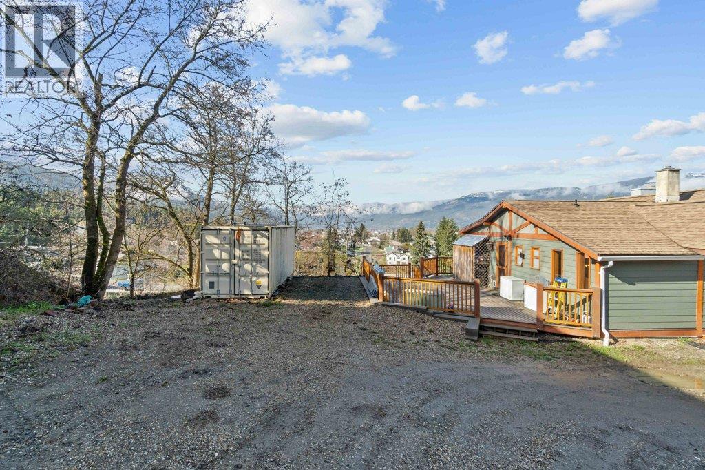 1321 10th Avenue Property Photo 68