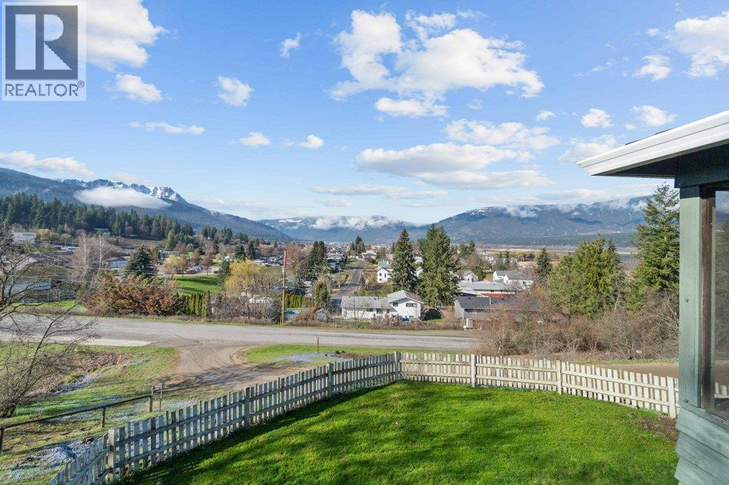 1321 10th Avenue Property Photo 73