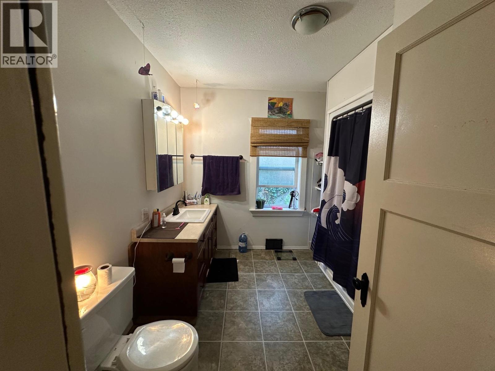 609 Second Street Property Photo 6