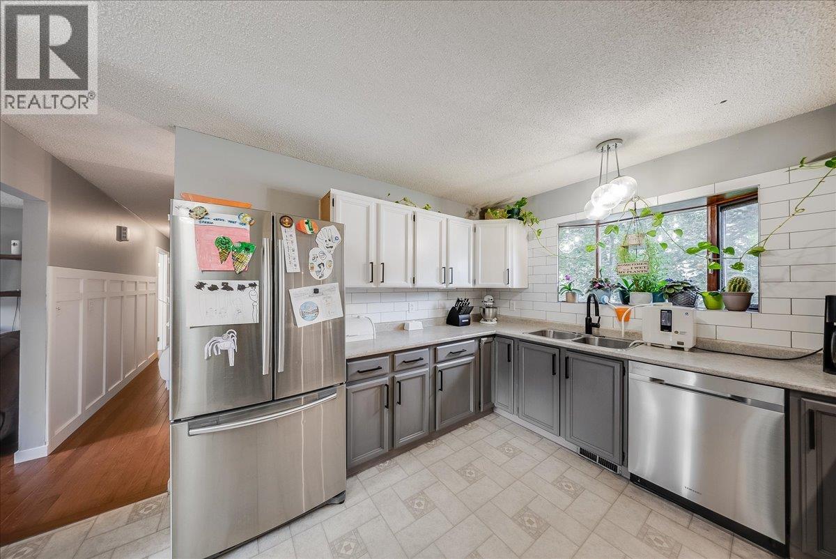 3609 Southridge Drive Property Photo 10