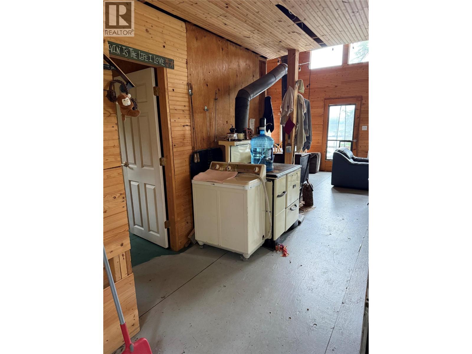 912 Bradley Road Property Photo 26