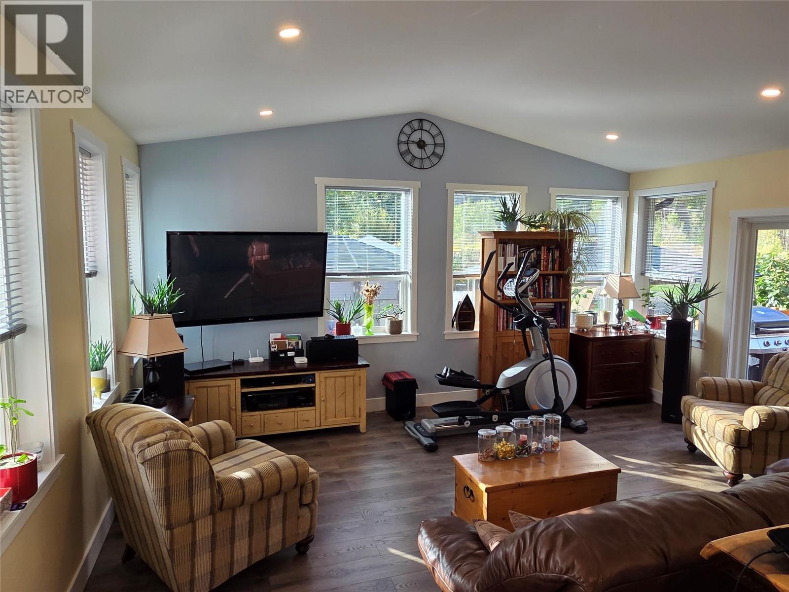 4354 Highway 3 Unit# 30 Property Photo 11