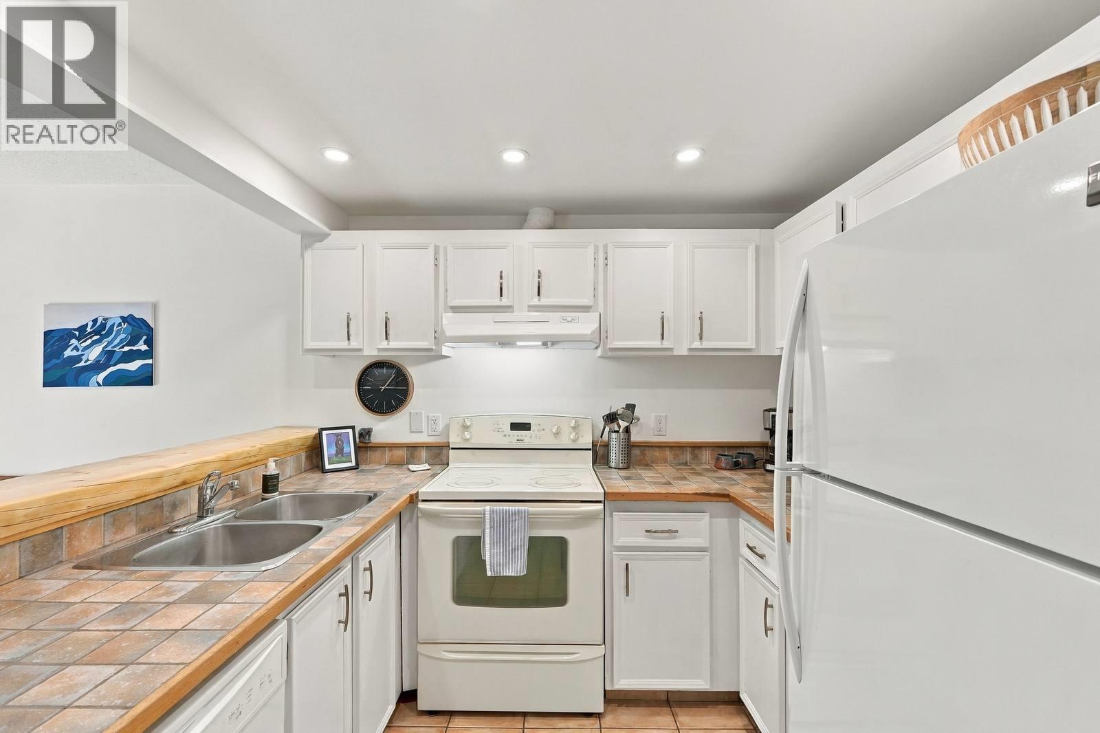 225 Clearview Road Unit# 805 Property Photo 10