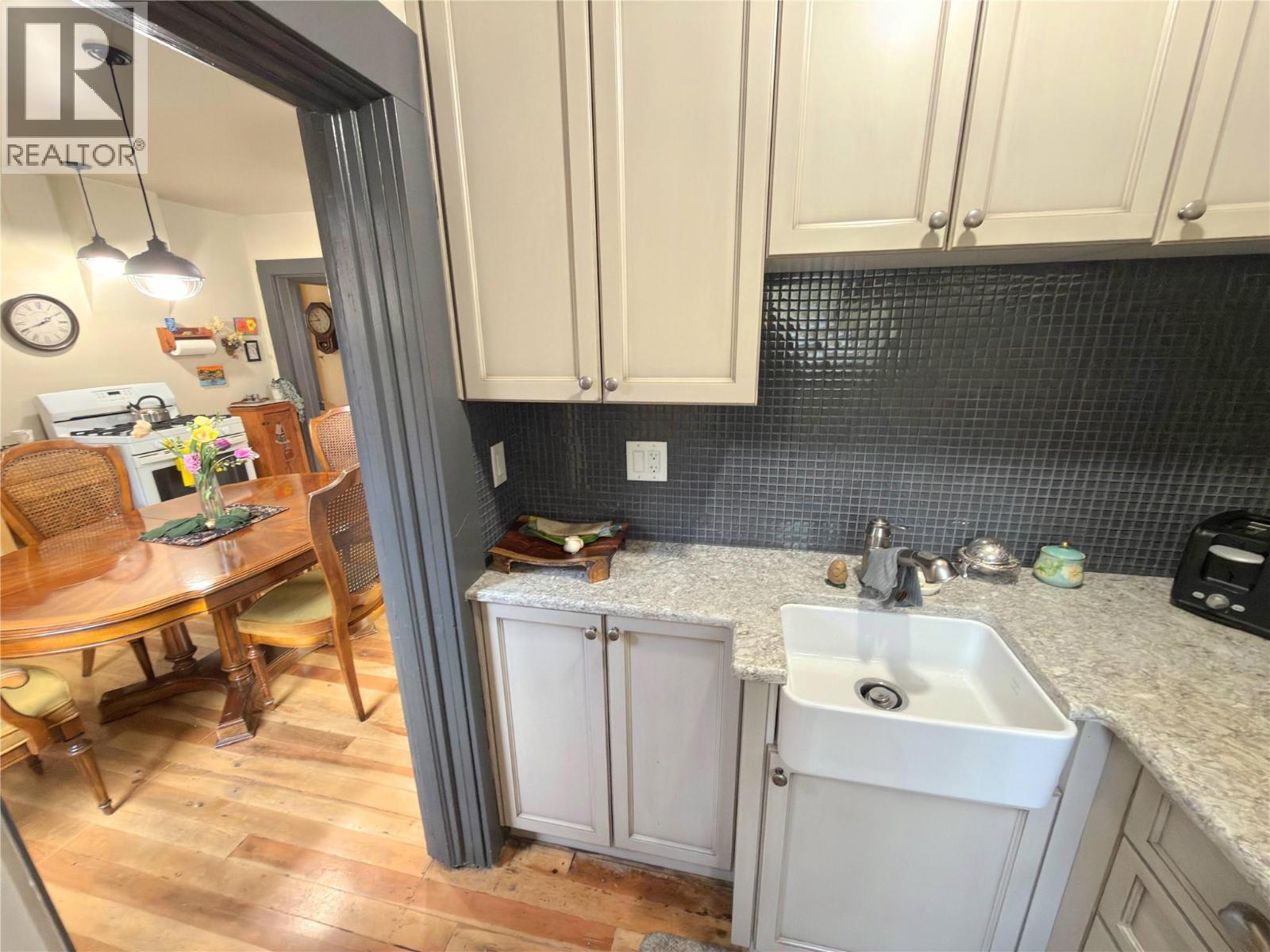 55 Harold Avenue Property Photo 10