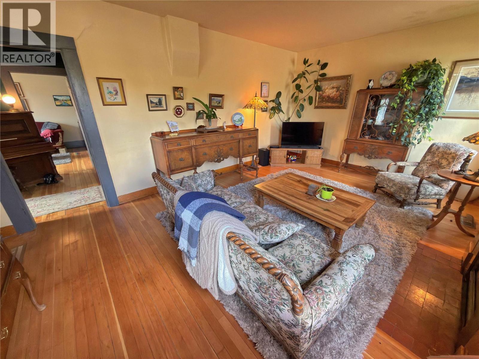 55 Harold Avenue Property Photo 15