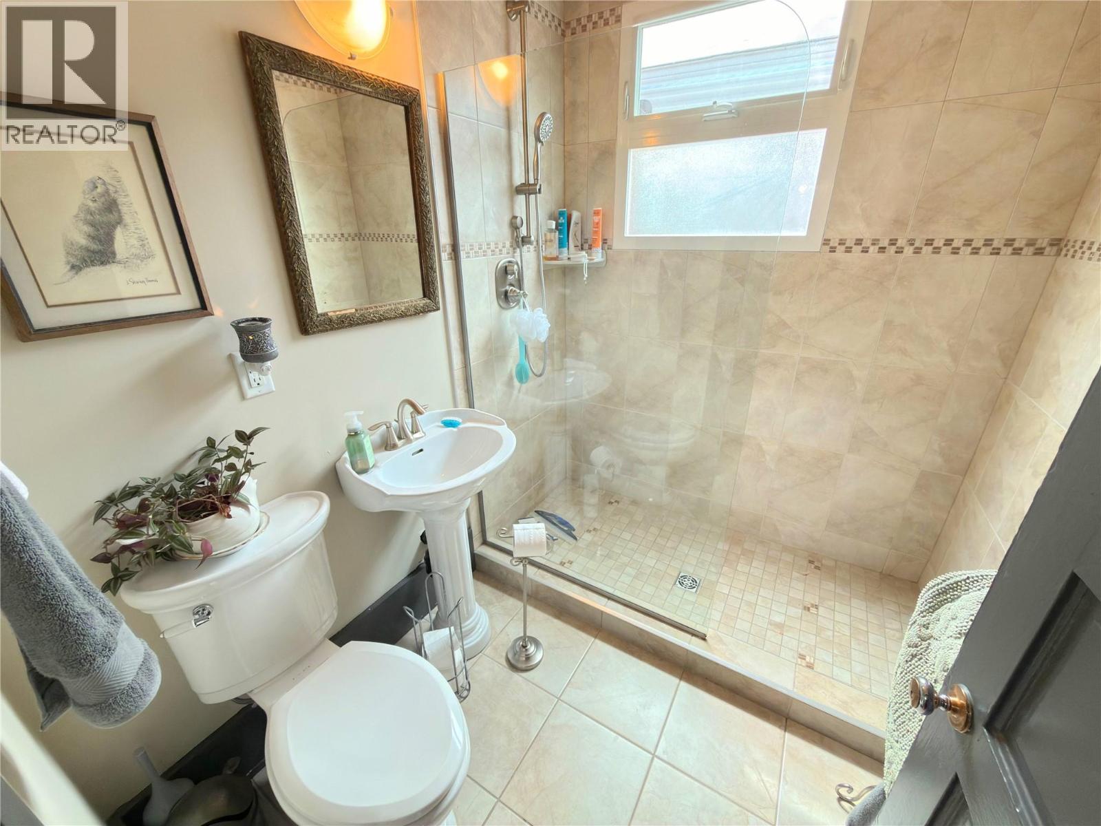 55 Harold Avenue Property Photo 19