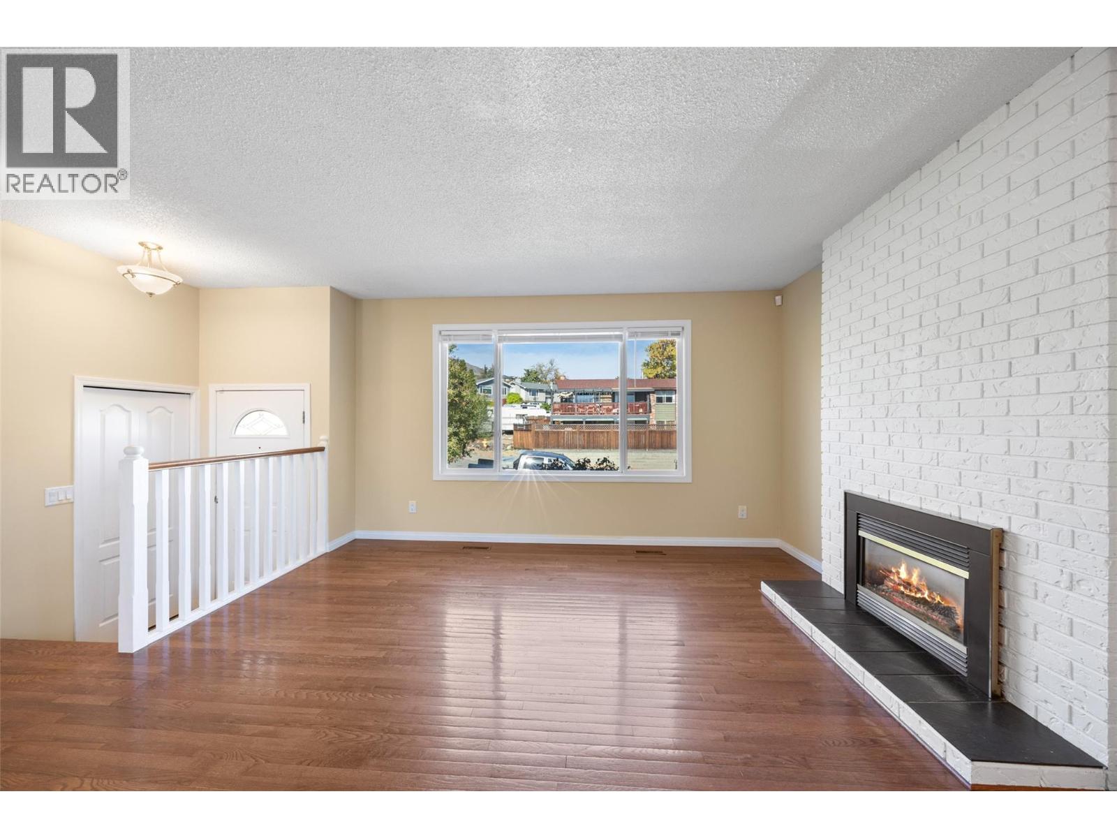 1145 Linthorpe Road Property Photo 7