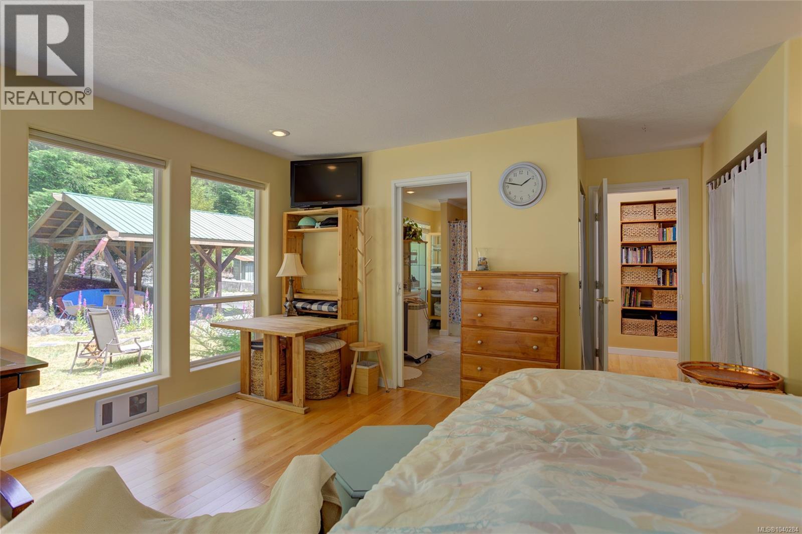 9857 Youbou Rd Property Photo 22