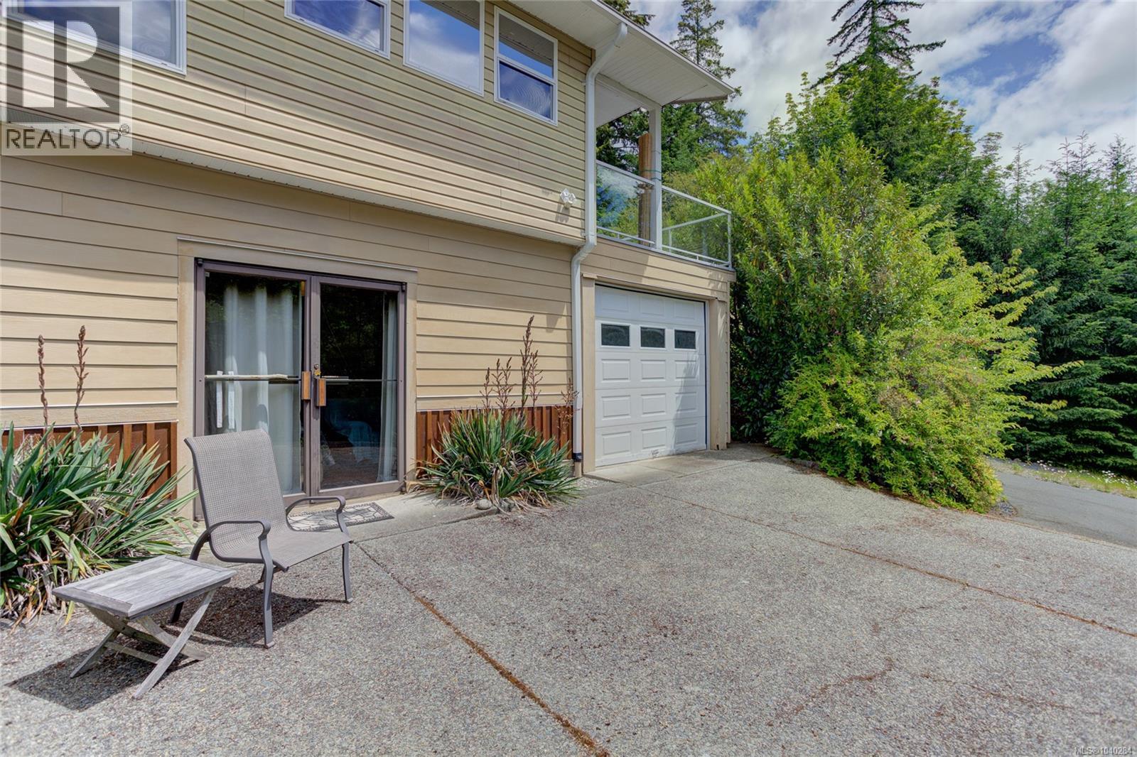 9857 Youbou Rd Property Photo 38