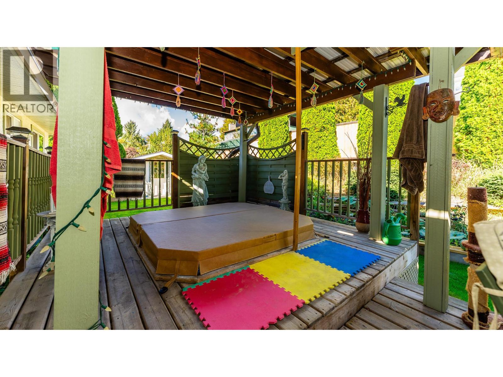 1291 49 Avenue Ne Property Photo 16