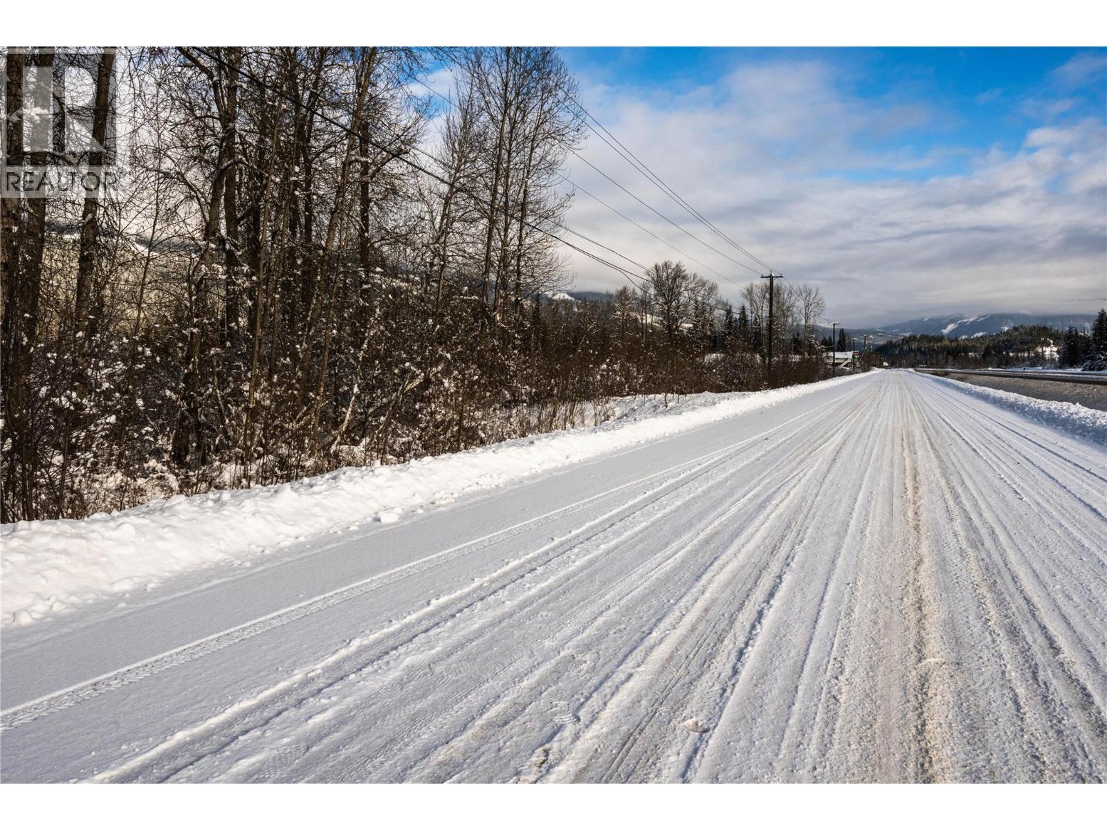 3643 Malakwa Road Property Photo 20