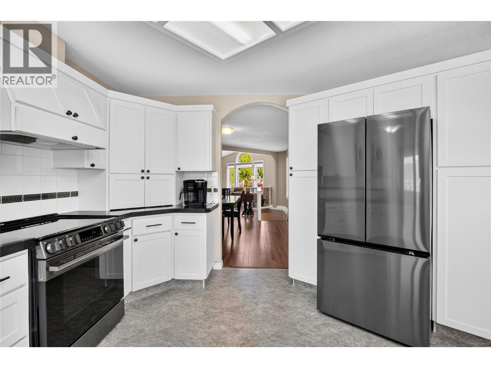 114 Brentview Court Property Photo 4