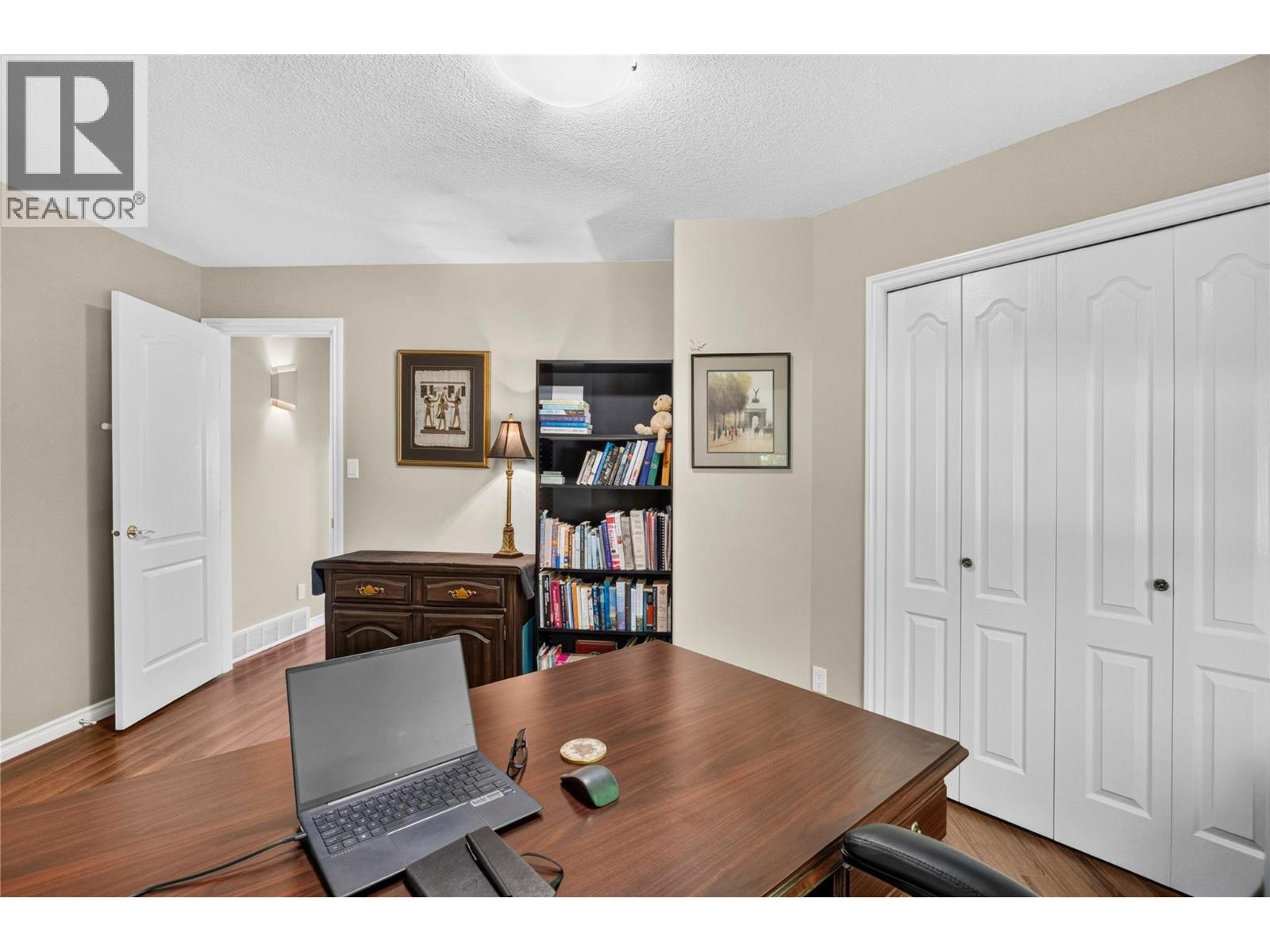 114 Brentview Court Property Photo 20