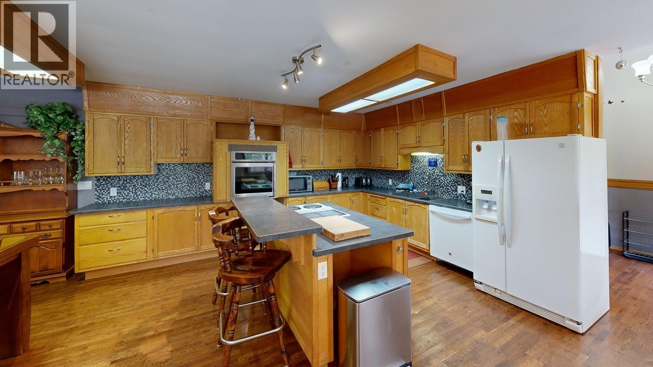 1693 Oberg Johnson Road Property Photo 5