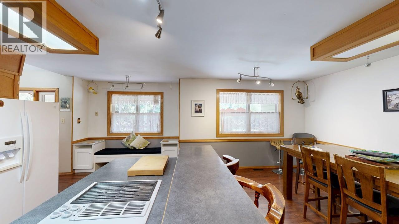 1693 Oberg Johnson Road Property Photo 9