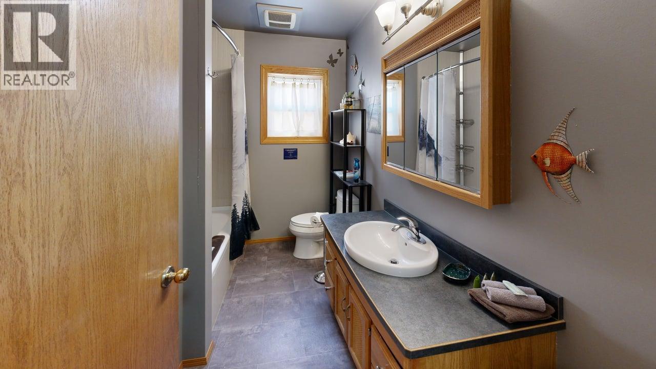 1693 Oberg Johnson Road Property Photo 16