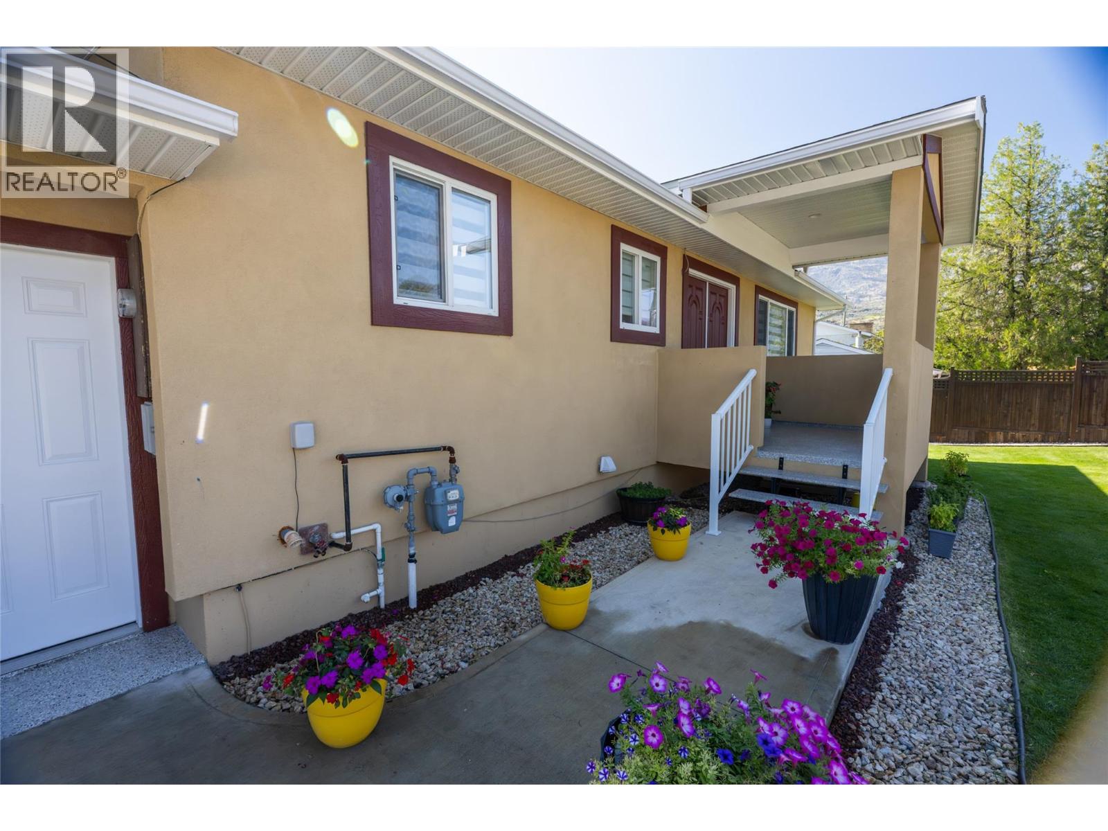 10115 74th Avenue Property Photo 9