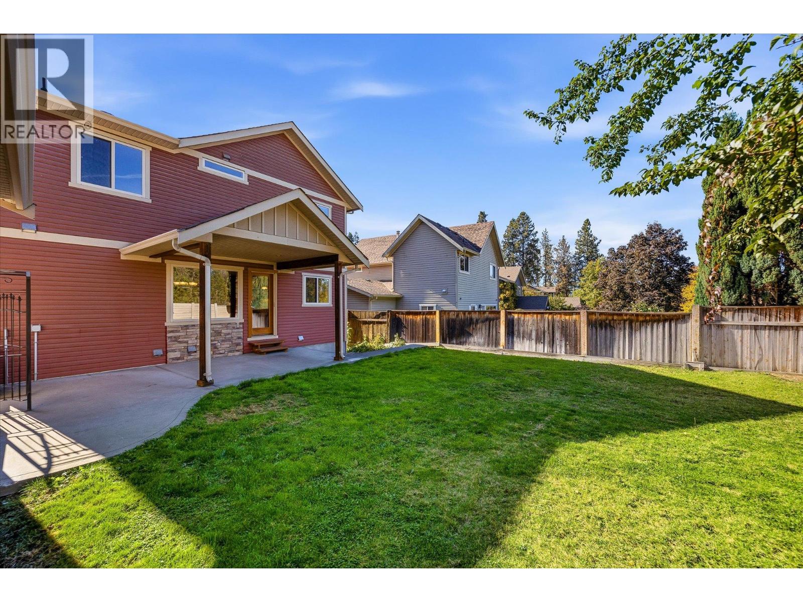 922 Paret Crescent Property Photo 13