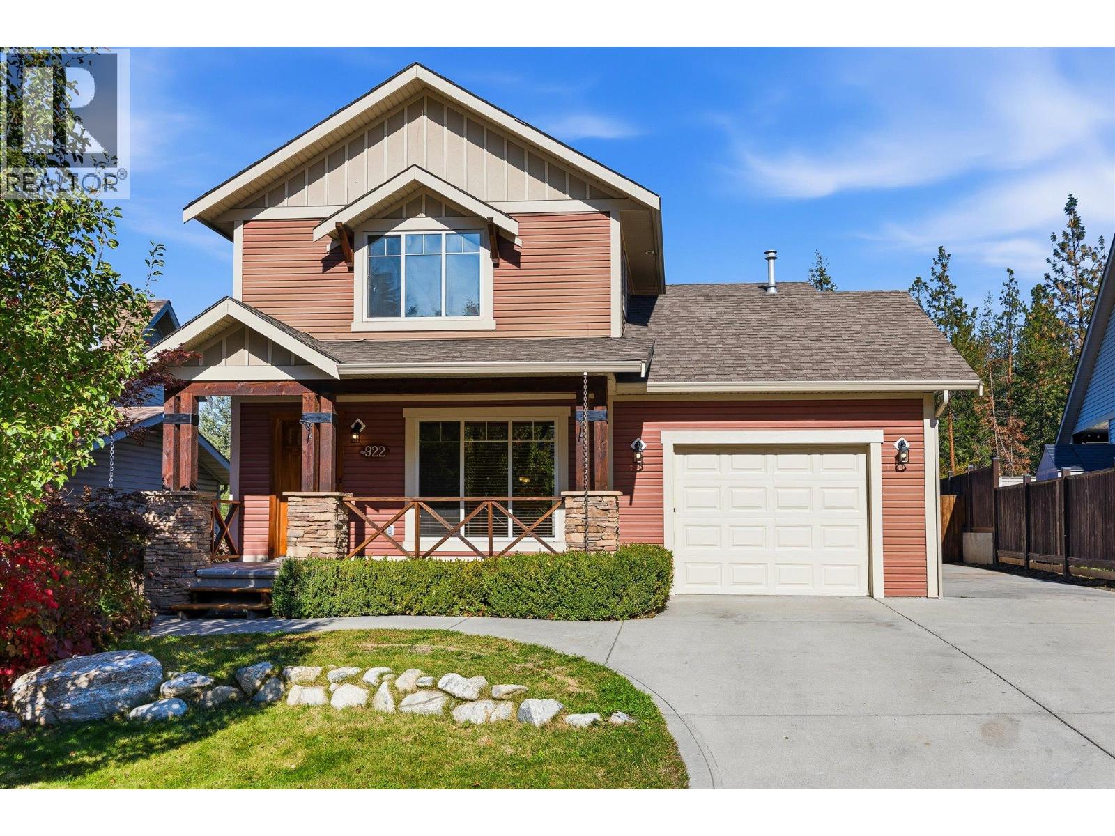 922 Paret Crescent Property Photo 39