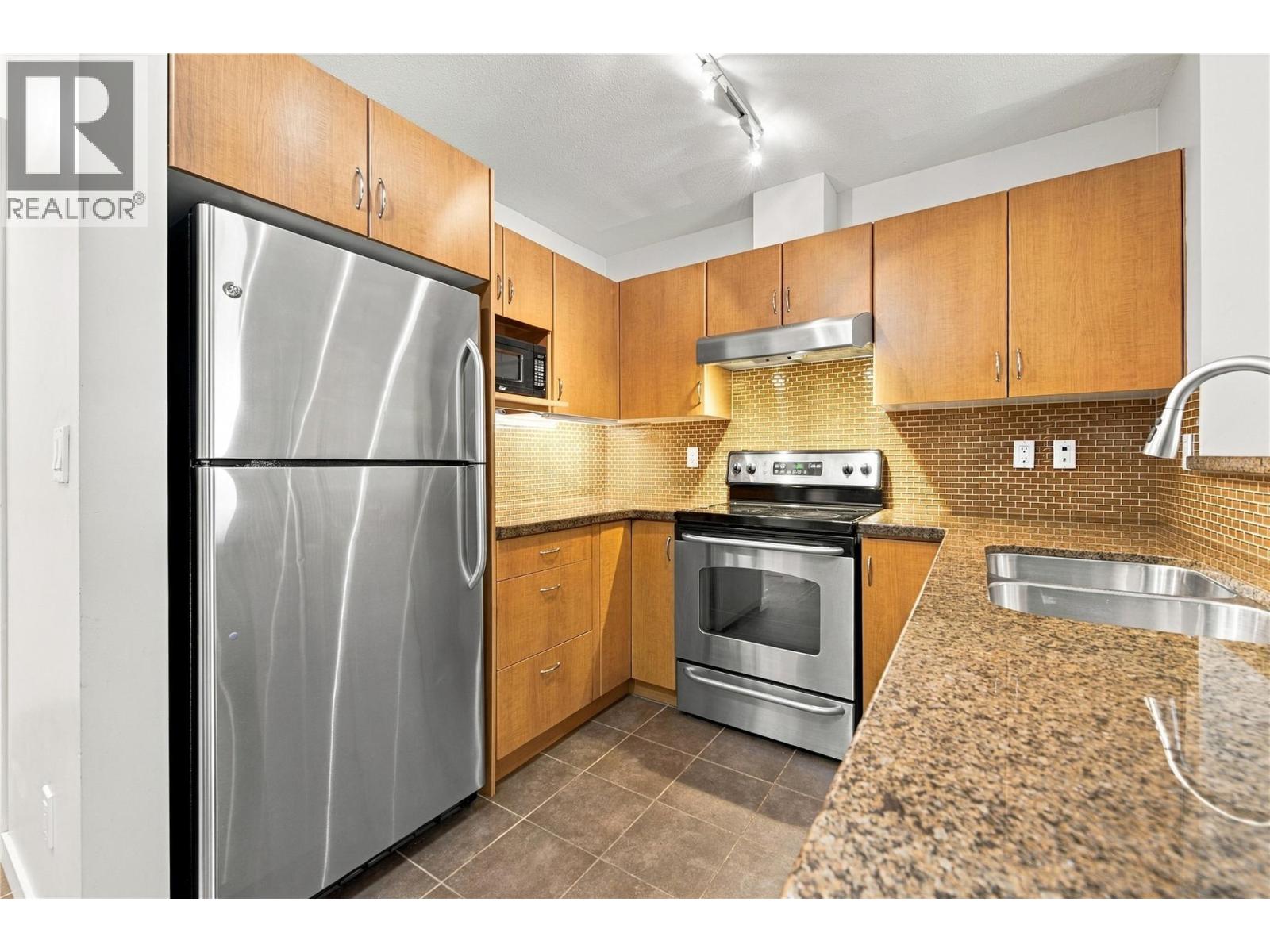 563 Yates Road Unit# 412 Property Photo 20