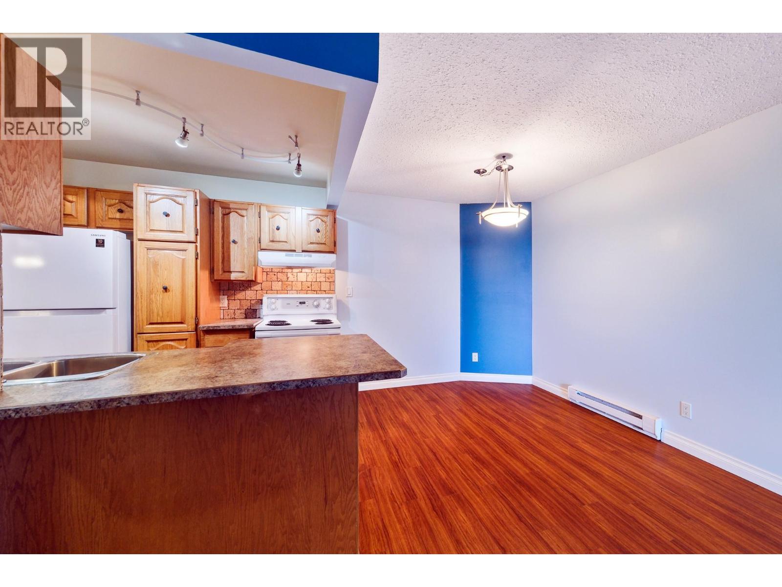 1801 32 Street Unit# 303 Property Photo 6