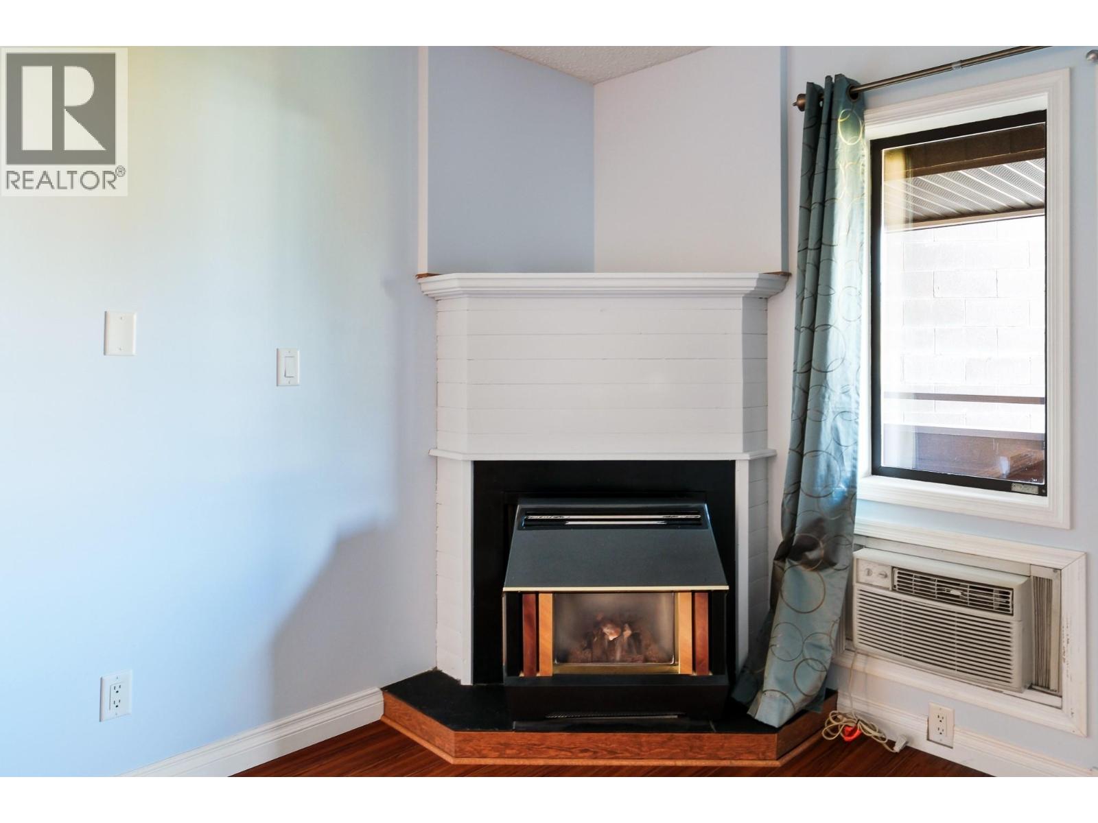 1801 32 Street Unit# 303 Property Photo 9