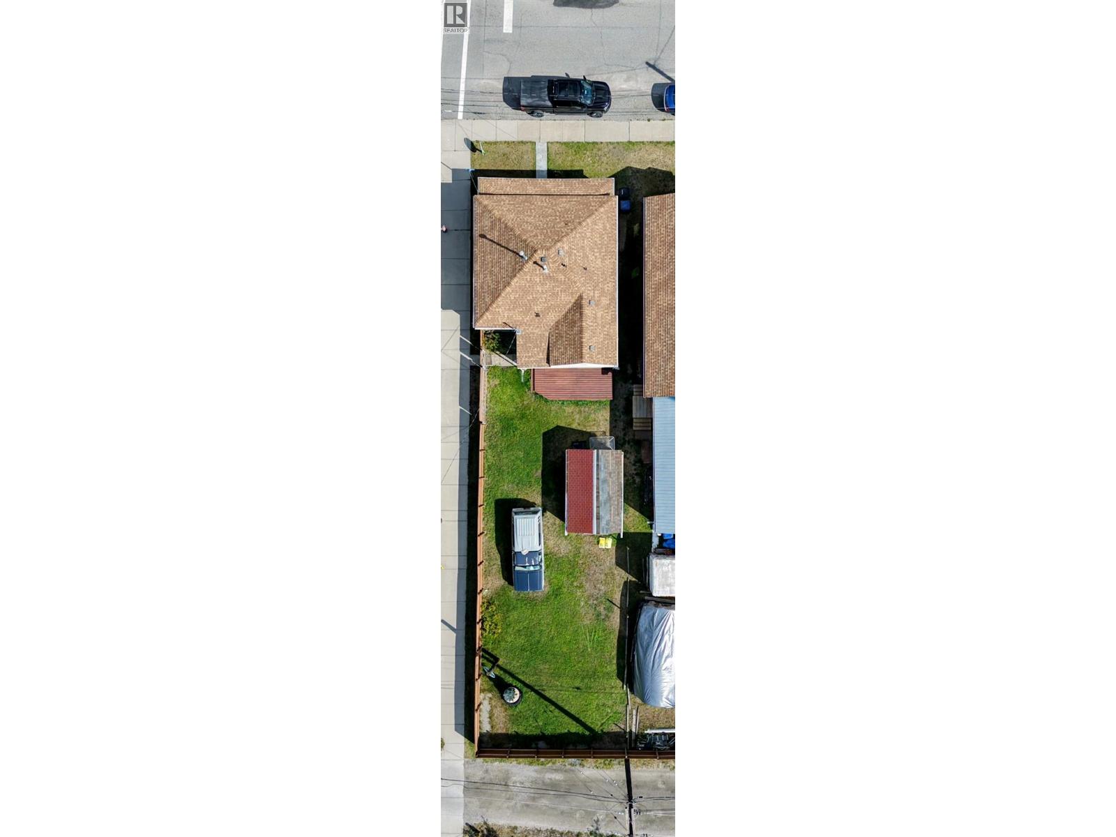 101 6th Avenue S Property Photo 5