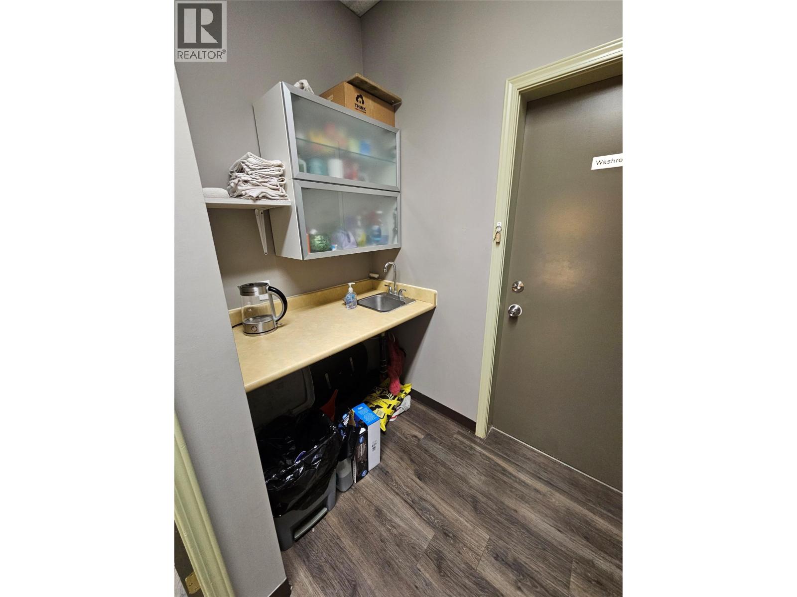 483 Main Street Unit# 105 Property Photo 10