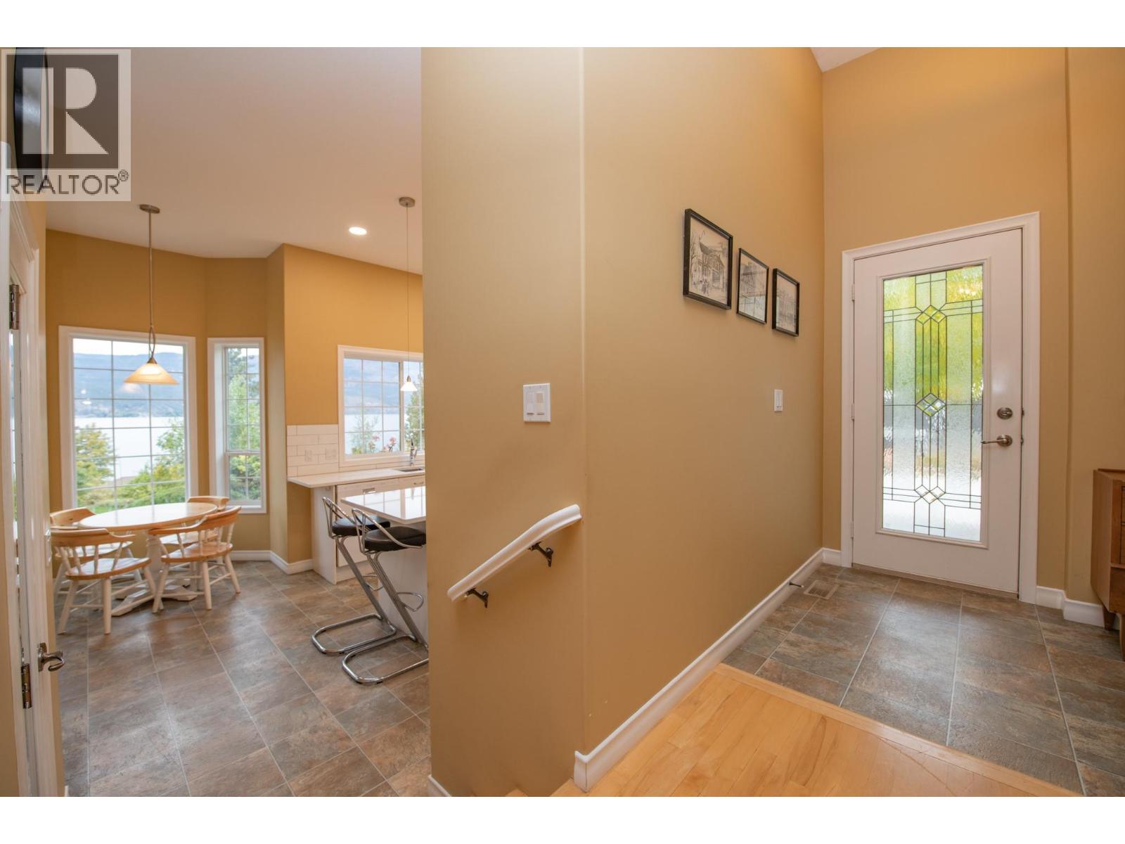 16585 Toby Road Property Photo 18