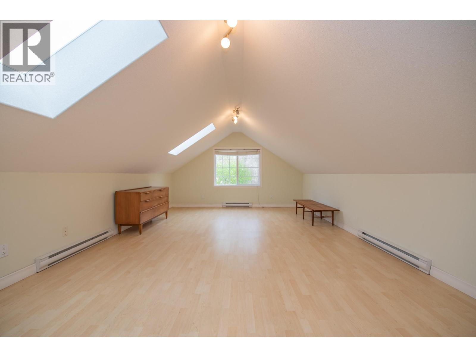 16585 Toby Road Property Photo 22