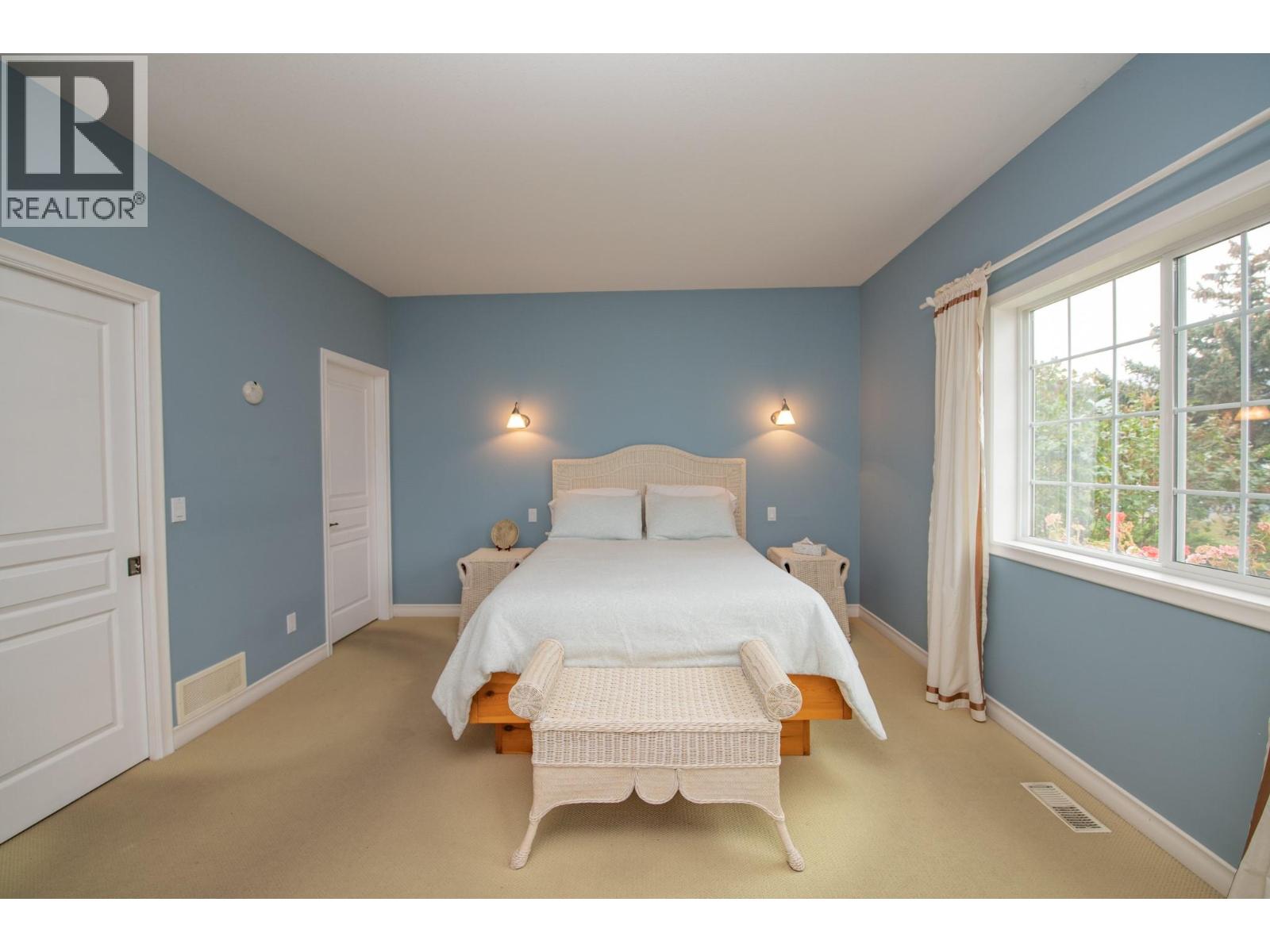 16585 Toby Road Property Photo 27