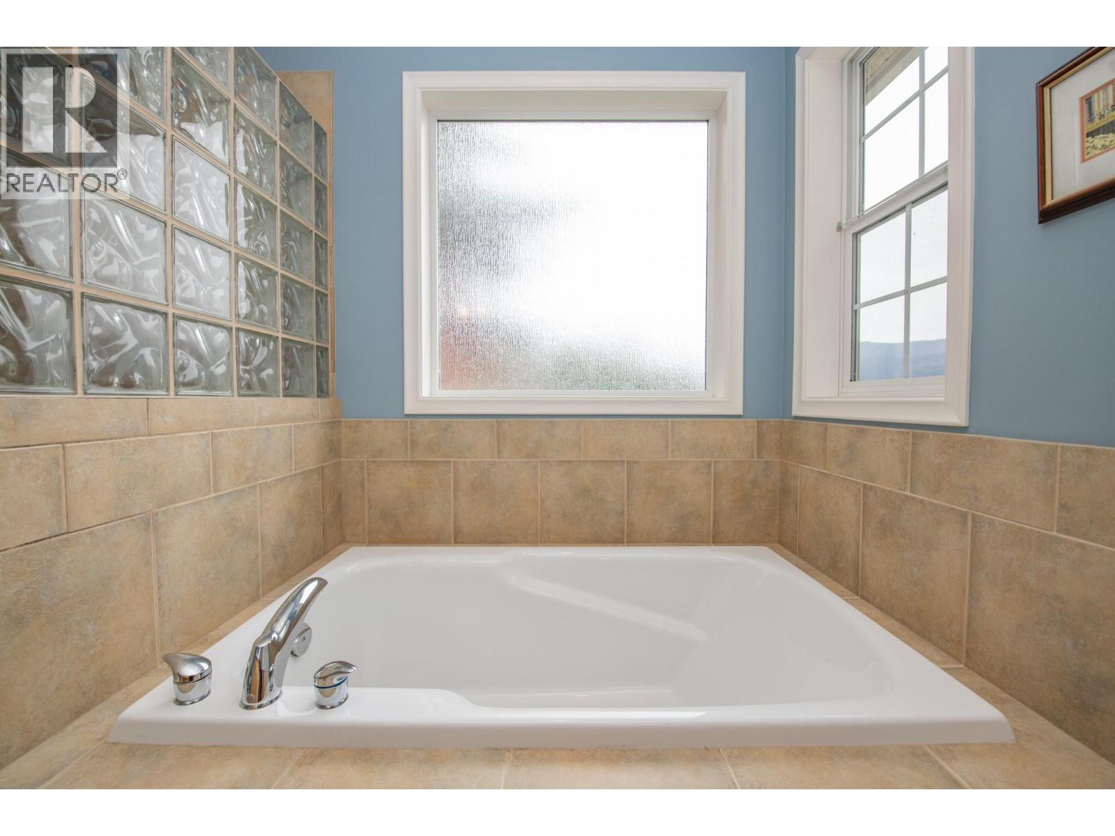 16585 Toby Road Property Photo 31