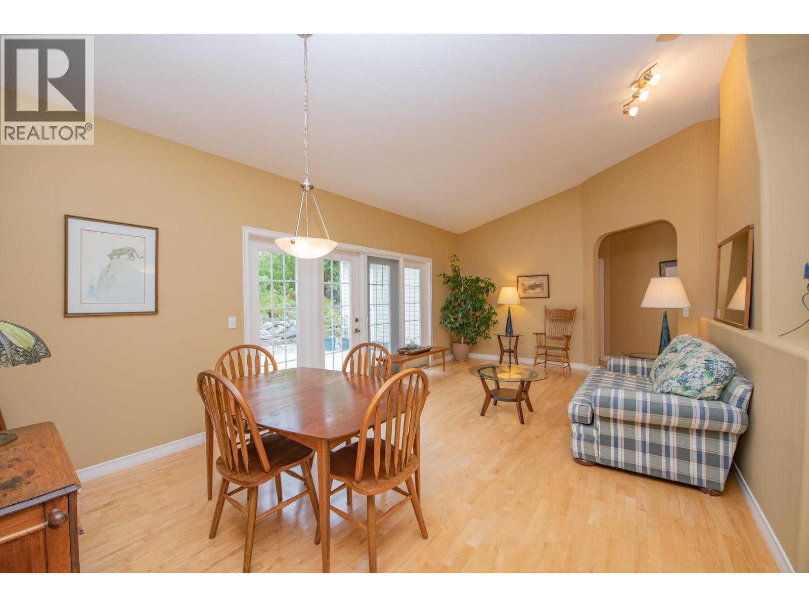 16585 Toby Road Property Photo 39