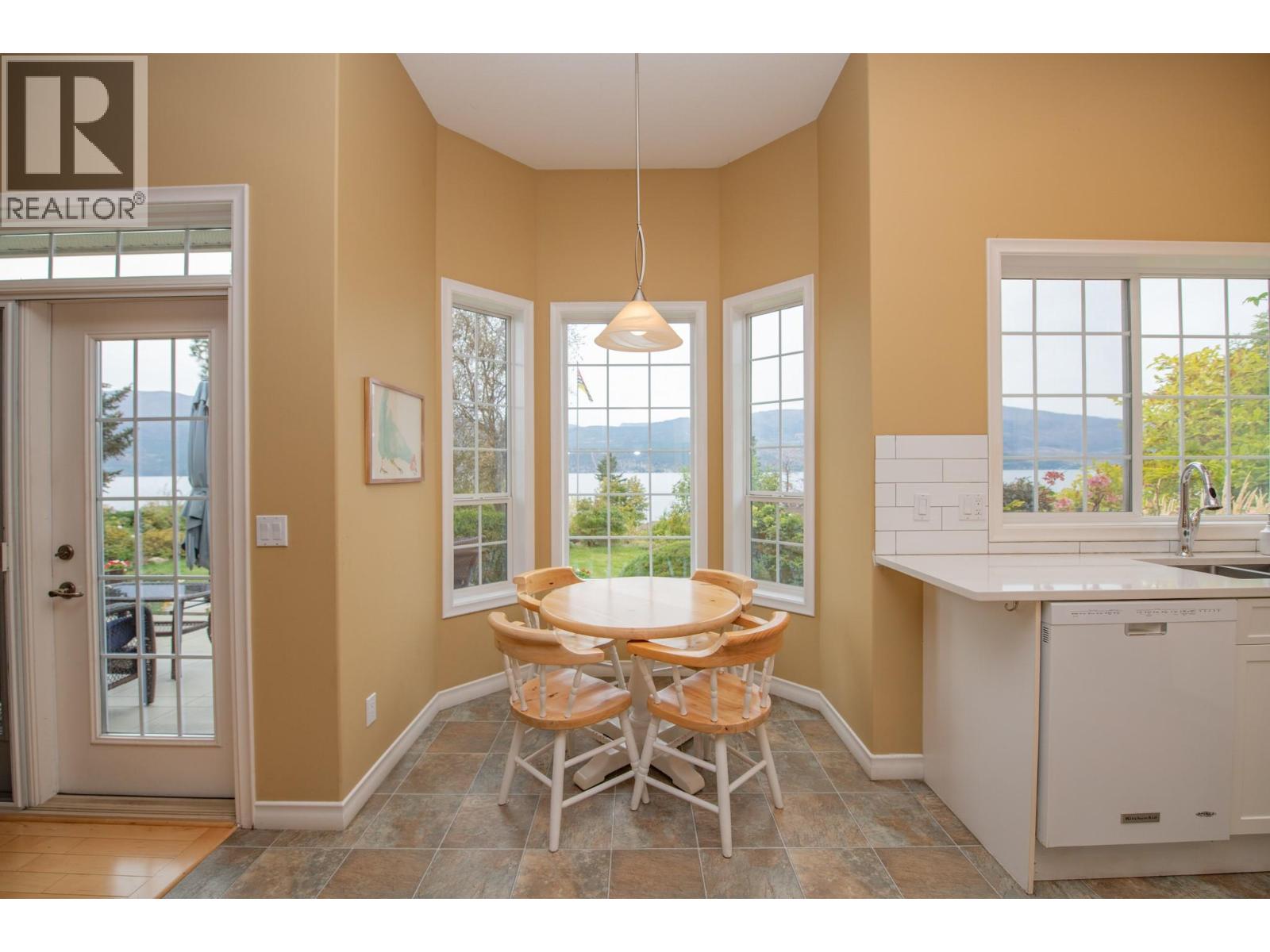 16585 Toby Road Property Photo 45