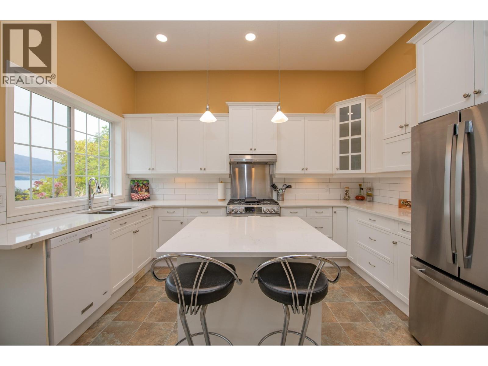 16585 Toby Road Property Photo 49