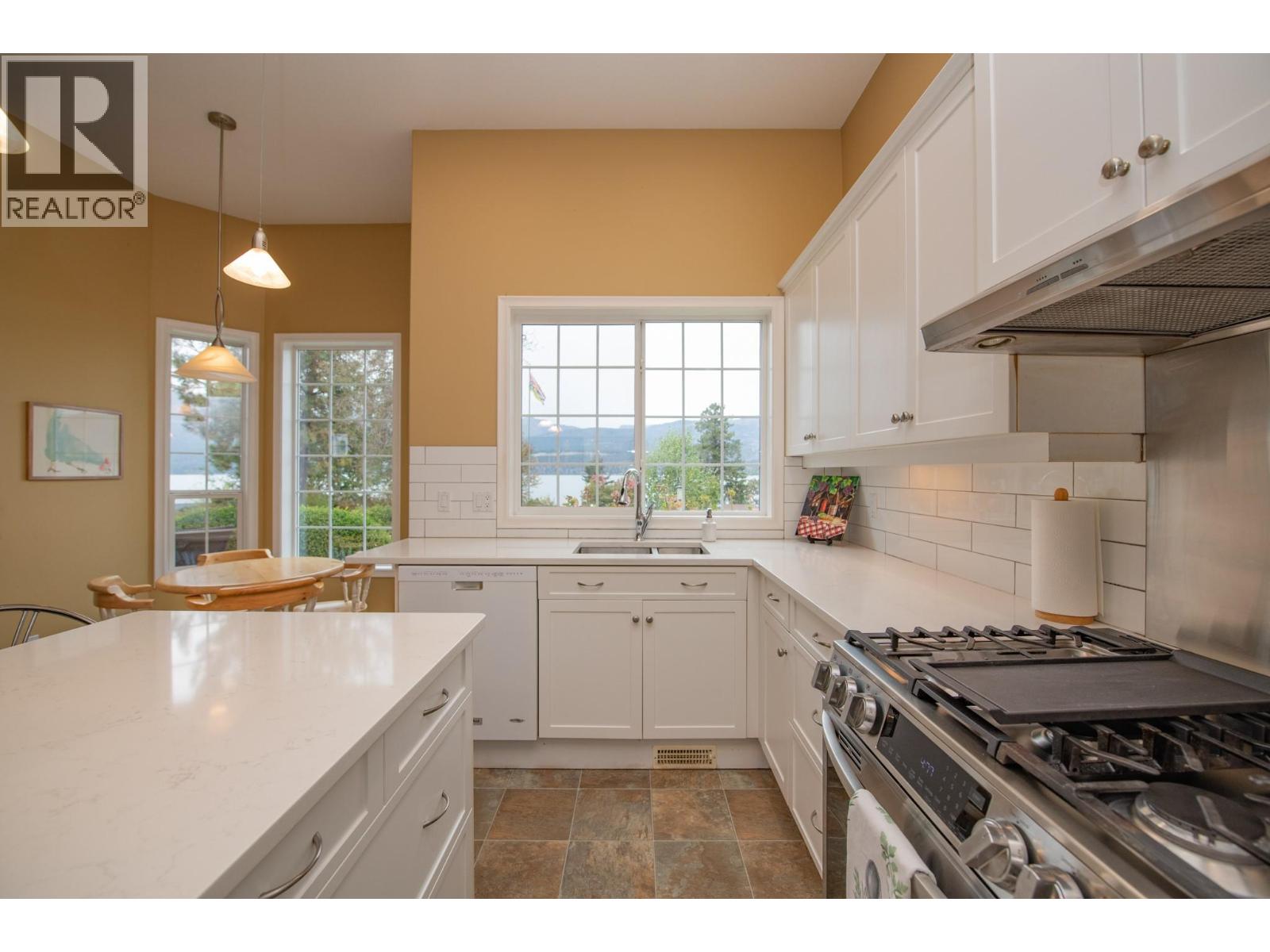 16585 Toby Road Property Photo 52