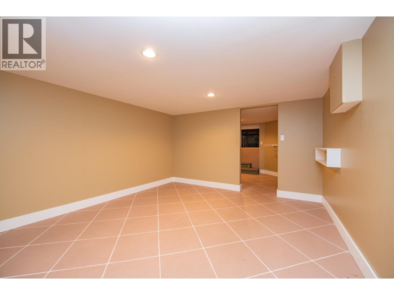 16585 Toby Road Property Photo 57