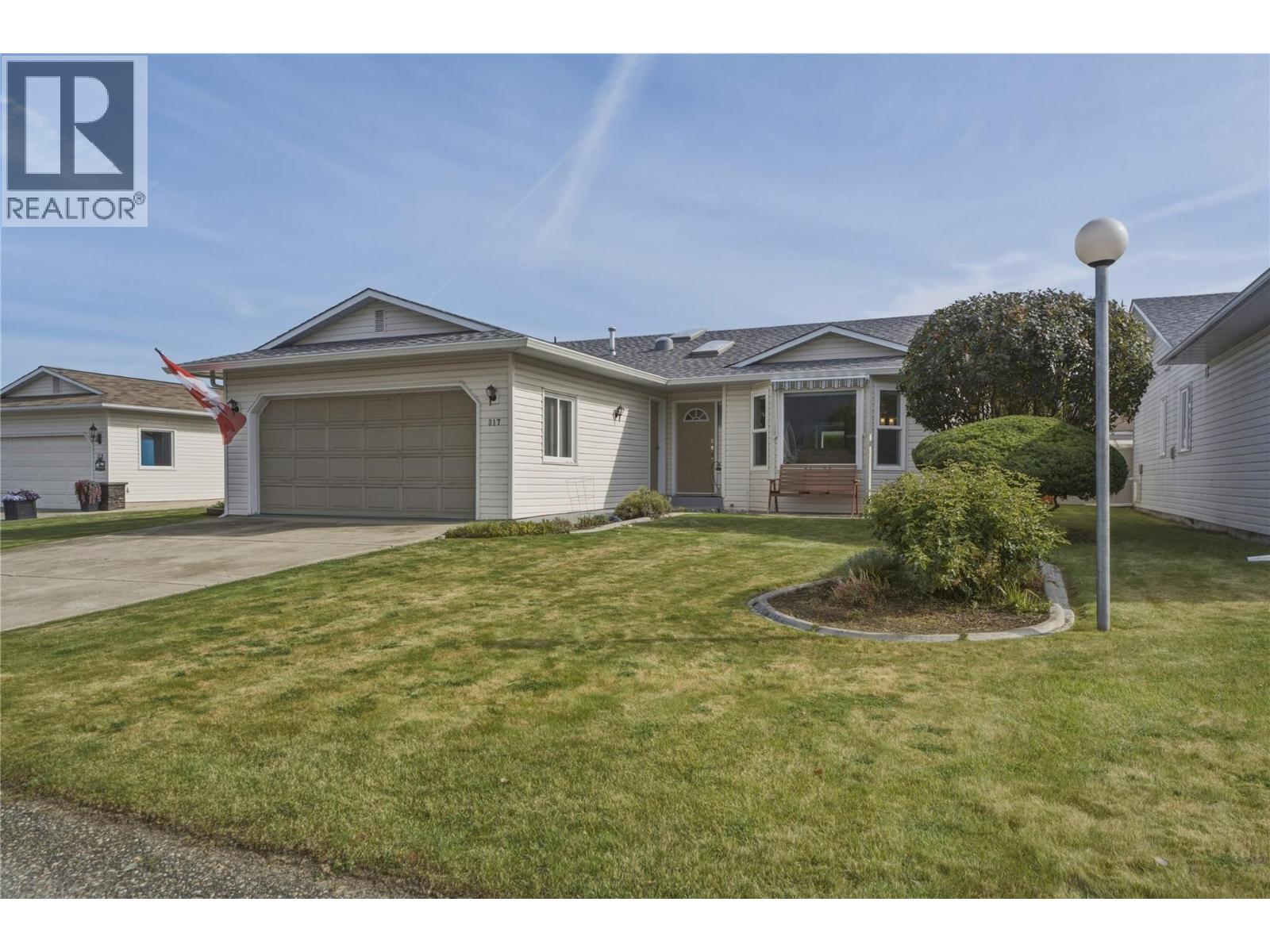 317 3rd Street Property Photo 1