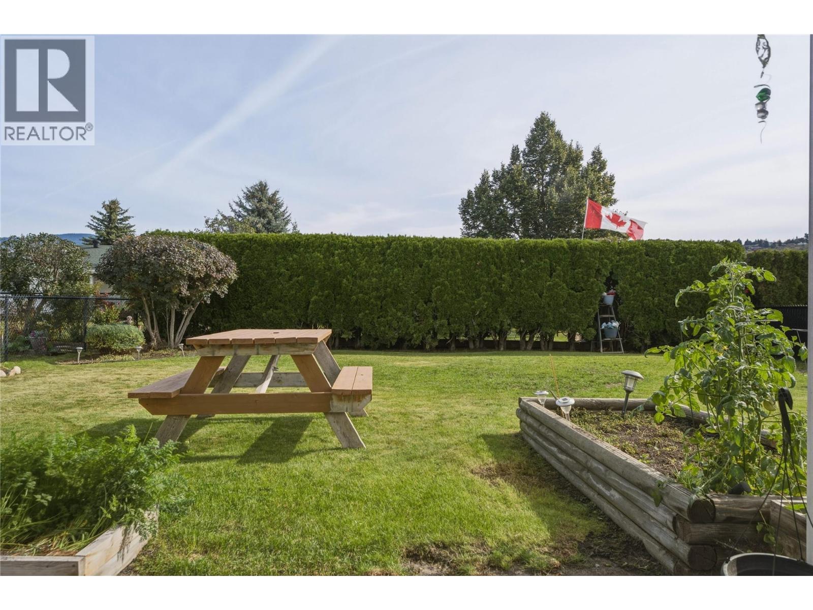 317 3rd Street Property Photo 25