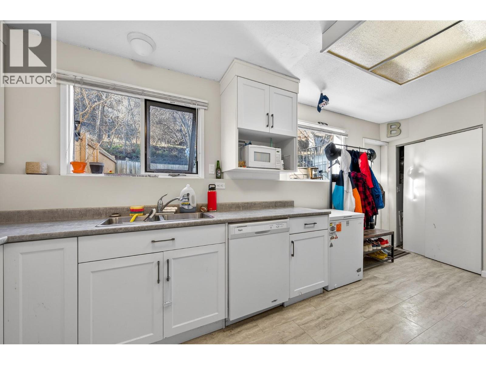 2070/2072 Westsyde Road Property Photo 17